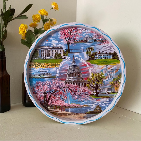 Vintage travel souvenir metal tray Washing… - Picture 2 of 6